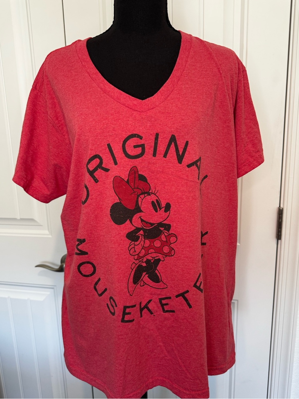 Disney Minnie Mouse Graphic Tee - Red